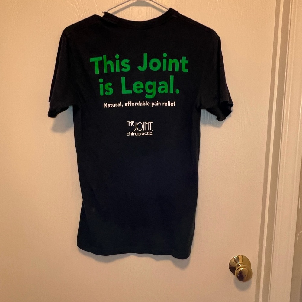 tee - Picture 2 of 2